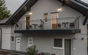 Kikoeto Anna Apartmanok